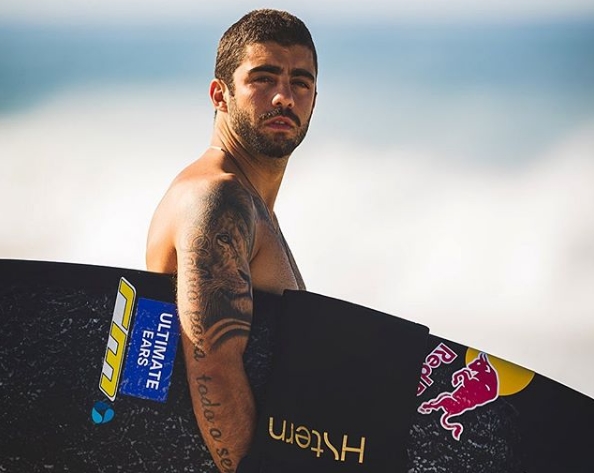 Surfista Pedro Scooby será tema de escola de samba no Rio