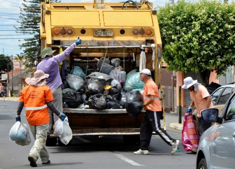 Feriado municipal desta sexta-feira tem coleta de lixo normal em Marília