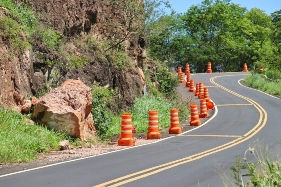 Prefeitura inicia adequação para a Serra de Avencas