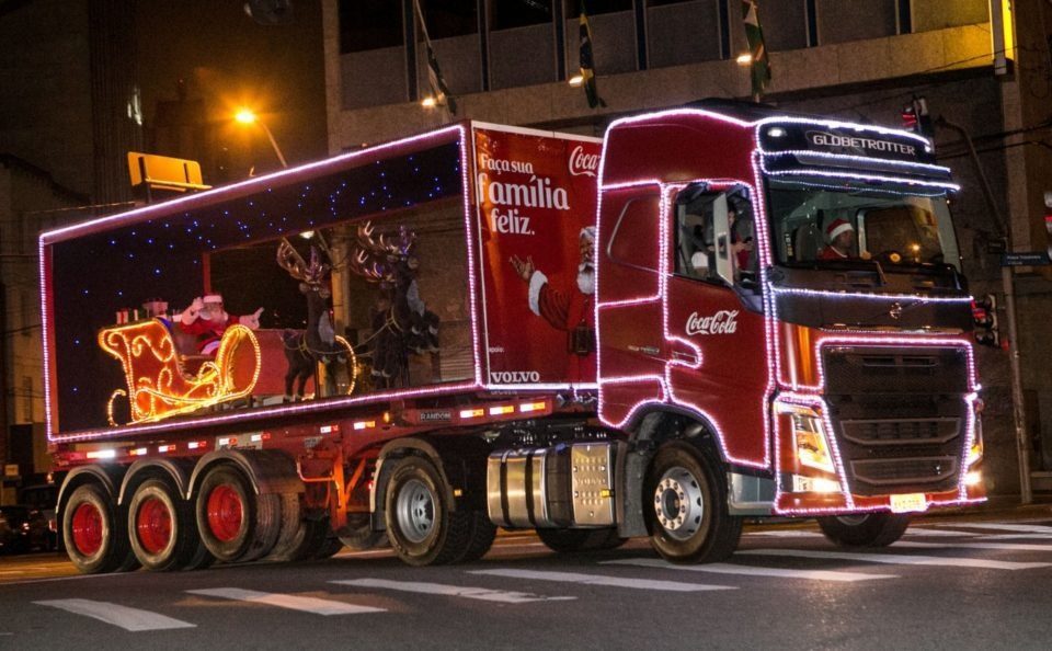 Caravana Iluminada da Coca-Cola passa por Marília dia 15