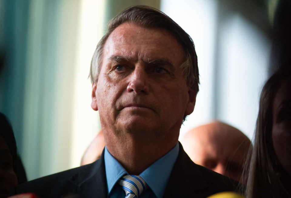 Bolsonaro volta ao trabalho no Palácio do Planalto após 20 dias