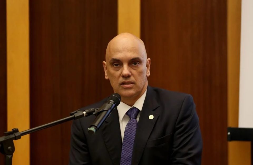 Ataque às urnas é fenômeno mundial, diz Moraes