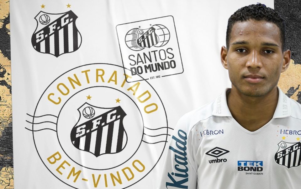 Santos anuncia contratação do lateral-direito João Lucas