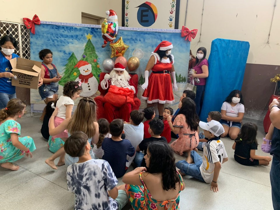 Festa de Natal é promovida pela Oncologia Pediátrica da Santa Casa