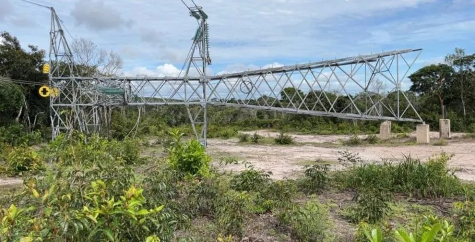 Torre de transmissão sofre ato de vandalismo