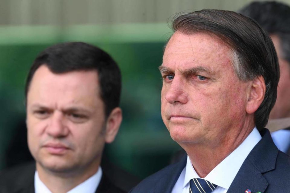 PF acha minuta para Bolsonaro mudar o resultado da eleição