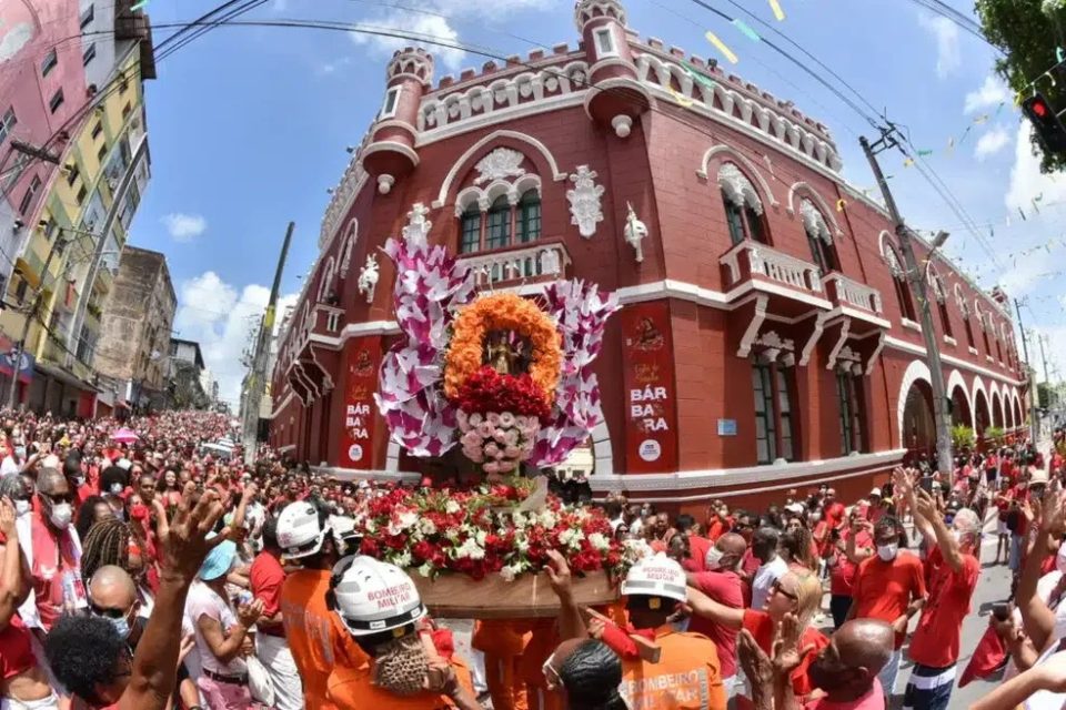 Lula sanciona lei que cria o Dia Nacional do Candomblé