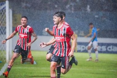 São Paulo, Atlético-MG e Vasco avançam na Copinha