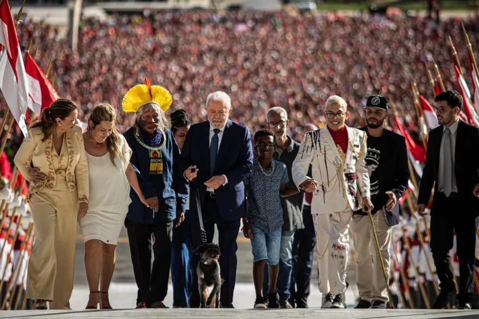 Posse de Lula é capa do ‘New York Times’