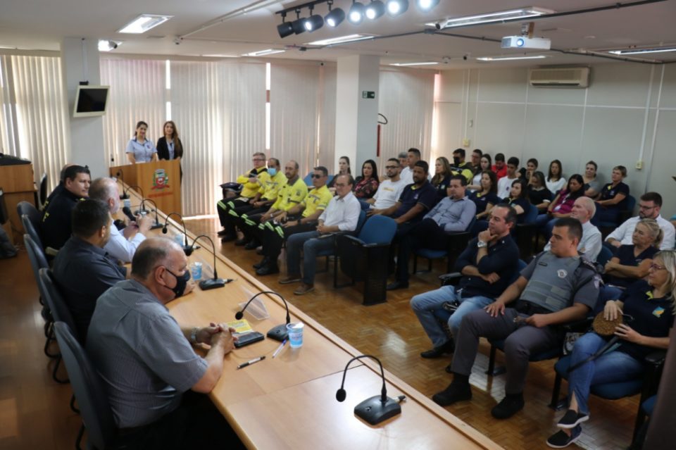 Palestra sobre conscientização lota auditório da Prefeitura