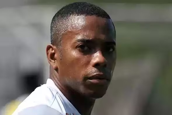 Robinho pode cumprir condenação por estupro no Brasil, diz ministro