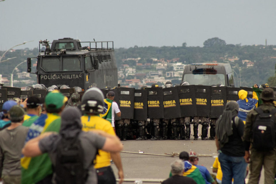 Exército vetou desocupação de QG no DF, diz PM preso