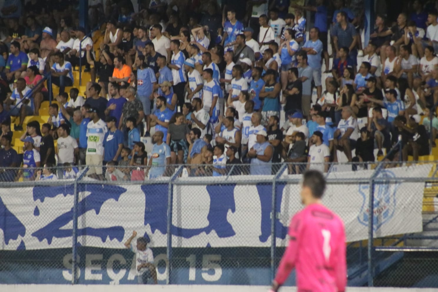 MAC faz promoção para quem for ao Abreuzão com camisa do time