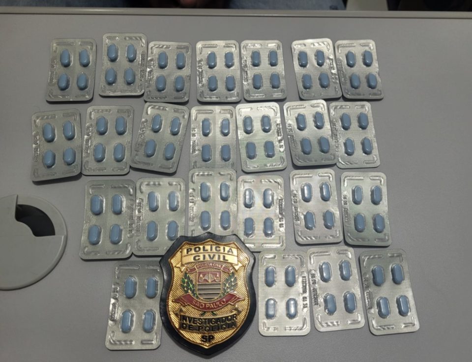 Homem é preso com cartelas de suposto Viagra em Marília