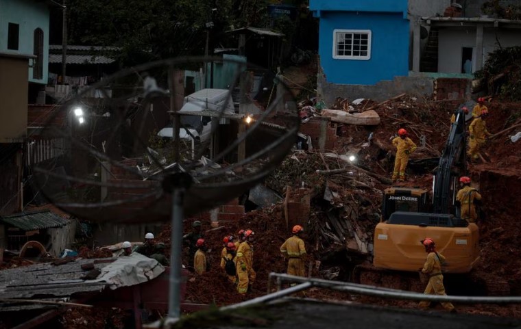 Deslizamentos mataram mais de 4 mil nos últimos 35 anos