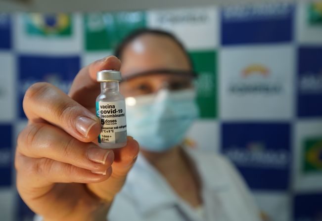 Pompeia inicia aplicação de vacina bivalente contra Covid