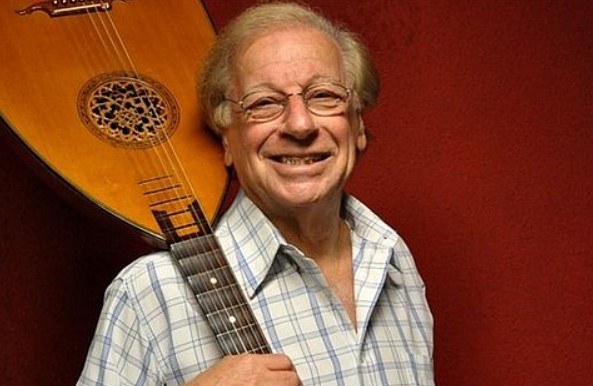 Músico e humorista Juca Chaves morre aos 84 anos