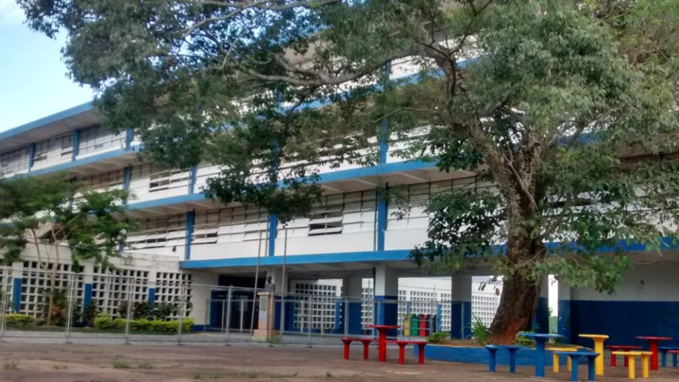 PM identifica suspeito de furtar escola no Centro