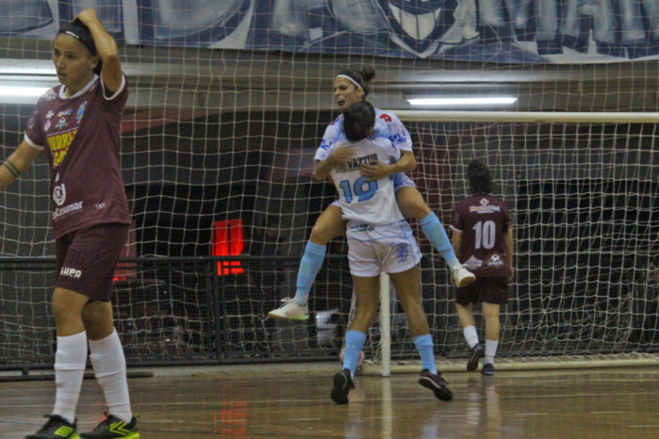 Futsal de Marília goleia Ferroviária de Araraquara pela Liga Paulista