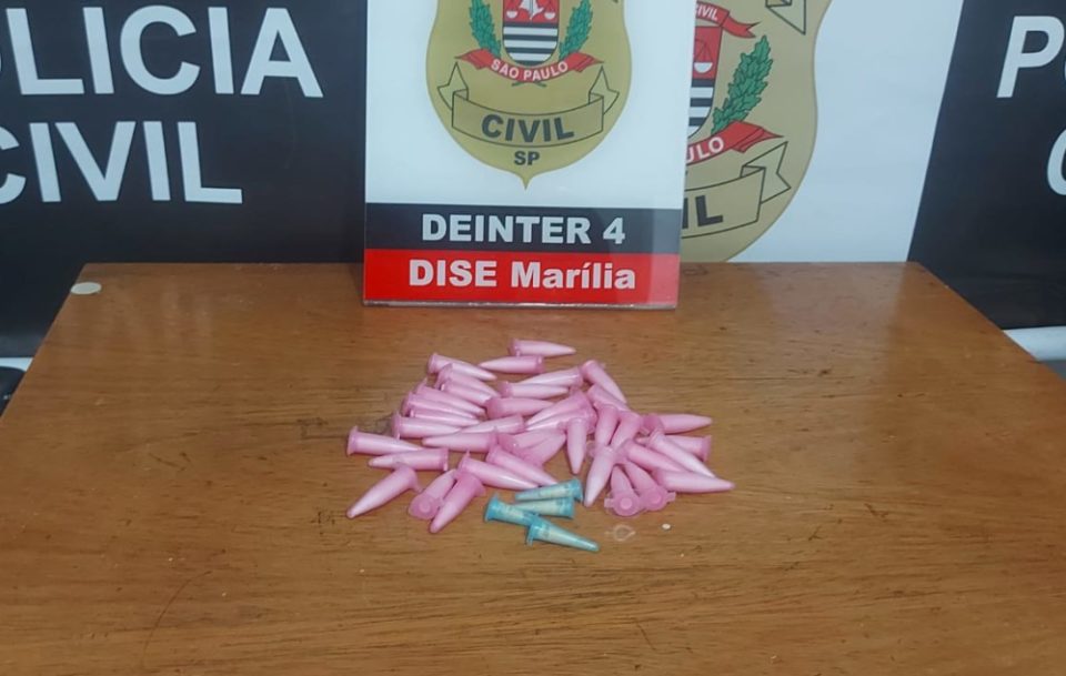 Dise flagra homem com crack e cocaína na zona Norte