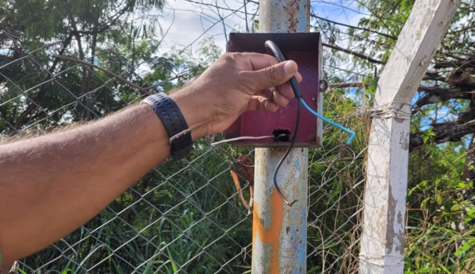 Furtos de fios e vandalismo preocupam a administração