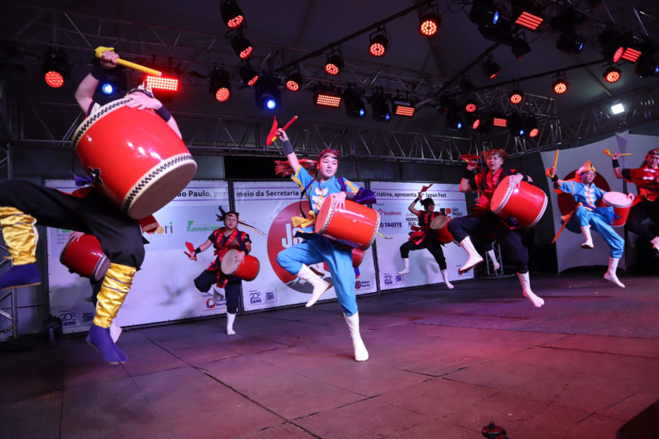 Japan Fest tem início com grande público e segue até domingo em Marília