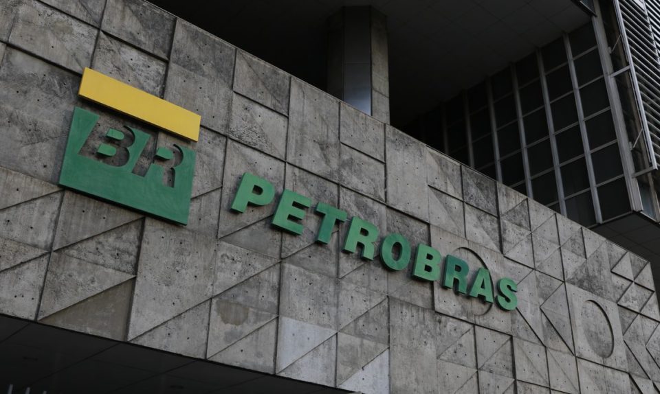 Petrobras aprova alteração na estrutura