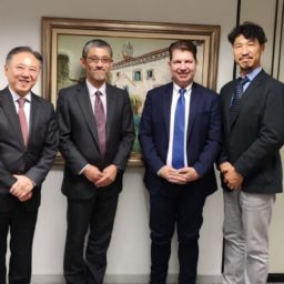 Prefeito de Quintana se reúne no Consulado do Japão para viabilizar vacina contra a dengue