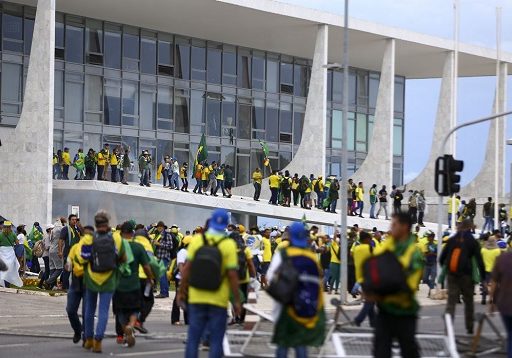 Moraes vota por tornar réus mais 250 investigados pelo 8/1