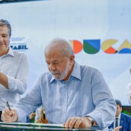 Lula diz que base de apoio no Congresso será testada a cada votação