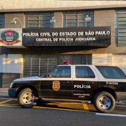 Homem alega furto de carro dado como parte de negócio