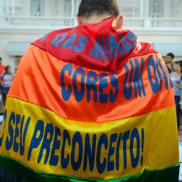 LGBTfobia que chegou nas caravelas se enraizou com a colonização