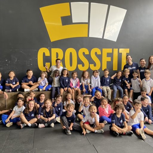 CrossFit Marília recebe estudantes para aula lúdica e dinâmica