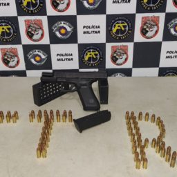 Rapaz é preso com pistola e munições no bairro Palmital