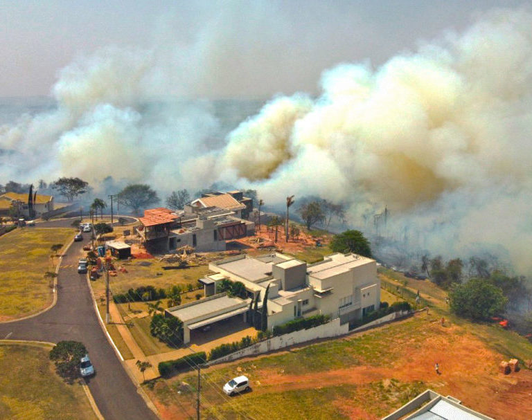 Polícia Ambiental realiza operação para combate a incêndios