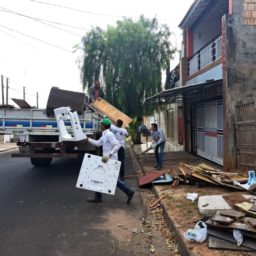 Garça recolhe 71 toneladas de inservíveis durante mutirão