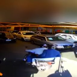 Vídeo mostra ação de dupla que roubou R$ 3,4 mil de garagem em Marília