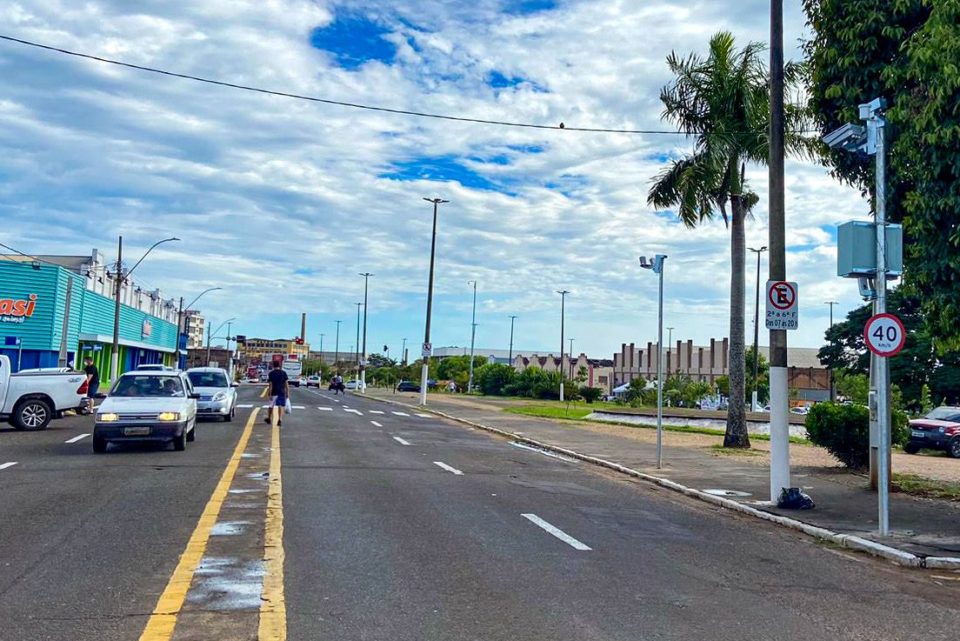 Avenida Sampaio Vidal é a via com maior número de multas aplicadas em Marília