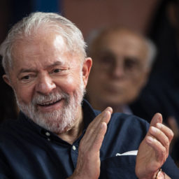 Lula se reunirá com prefeito de Roma que o visitou na prisão