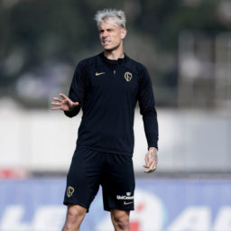 Timão faz último treino antes de encarar Athletico