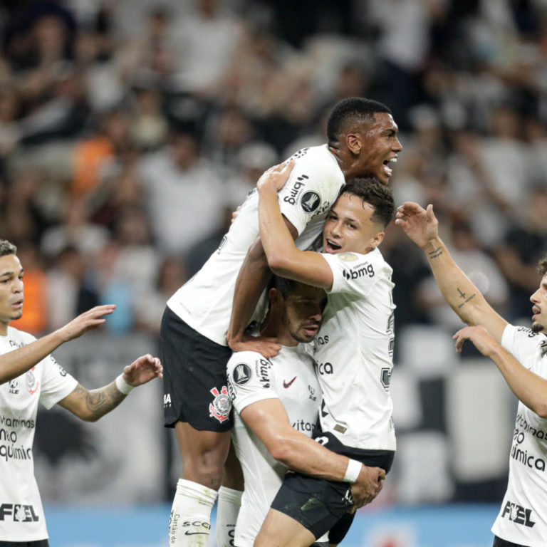 Corinthians vence o Liverpool-URU pela Conmebol Libertadores