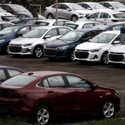 Governo prorroga por 15 dias desconto de carros a pessoas físicas