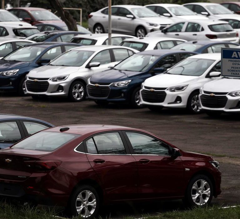 Governo prorroga por 15 dias desconto de carros a pessoas físicas