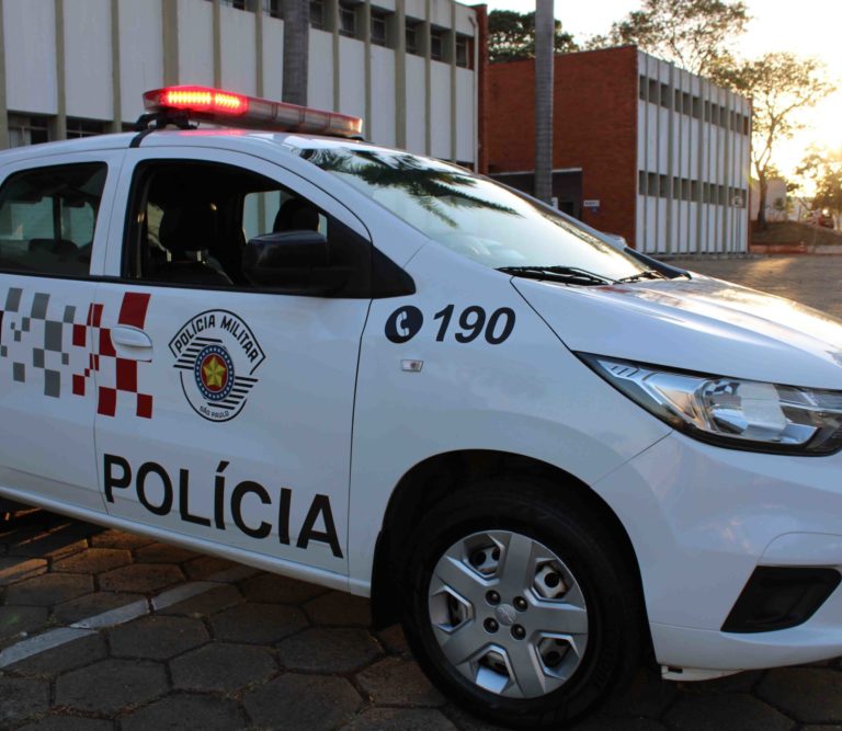 Dupla é presa ao desmontar máquina de polimento industrial e furtar fios