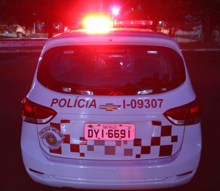 Casal é preso com sacola cheia de drogas em bairro da região norte de Marília