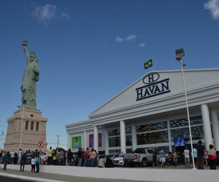 Mulher é presa ao tentar furtar produtos da Havan