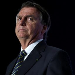 TSE inicia julgamento que pode levar à inelegibilidade de Bolsonaro