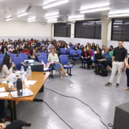 Acadêmicos fomentam a pesquisa científica em evento de destaque