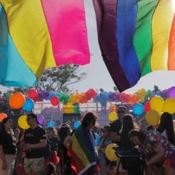 Governo reforça políticas e respeito às pessoas LGBTQIA+