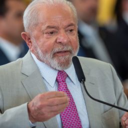 Lula pede racionalidade com políticas agrícola e ambiental